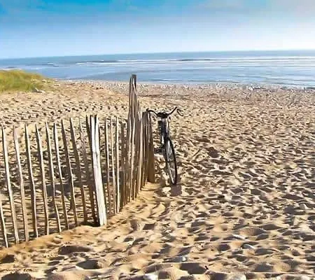 Del Re 1 Dans Résidence Avec Piscine Hébergement de vacances *