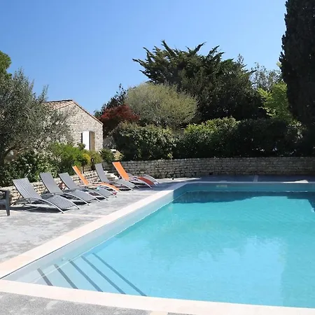 Holiday home Del Re 1 Dans Avec Piscine La Flotte