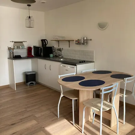 Del Re 1 Dans Avec Piscine Holiday home La Flotte